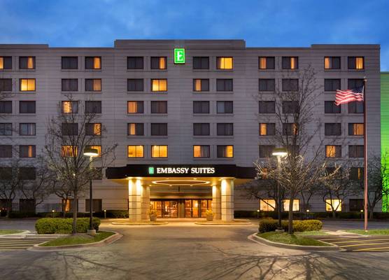 Embassy Suites by Hilton Chicago North Shore Deerfield 1