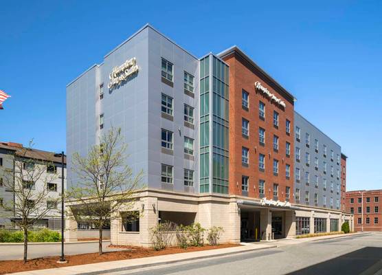 Hampton Inn & Suites-Worcester, MA 1