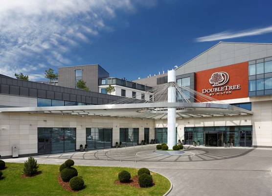 DoubleTree by Hilton Hotel & Conference Centre Warsaw 1