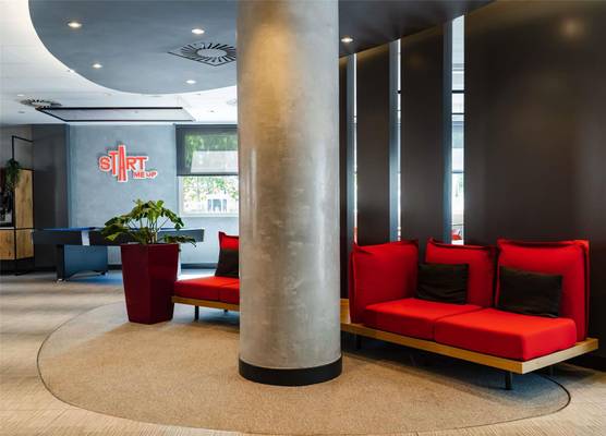 Ibis Barcelona Castelldefels 1
