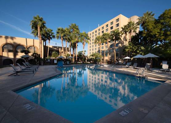 DoubleTree by Hilton Tucson - Reid Park 1