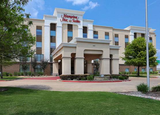 Hampton Inn & Suites Dallas-DeSoto 1