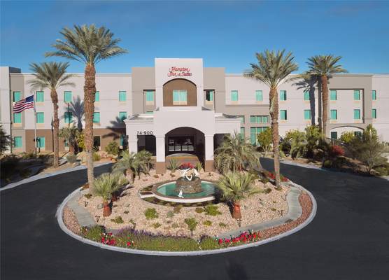 Hampton Inn & Suites Palm Desert 1