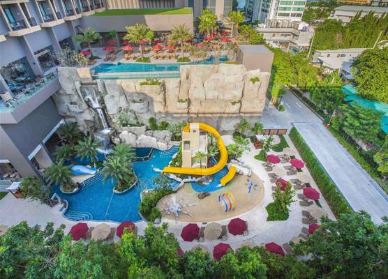 Mercure Pattaya Ocean Resort 1