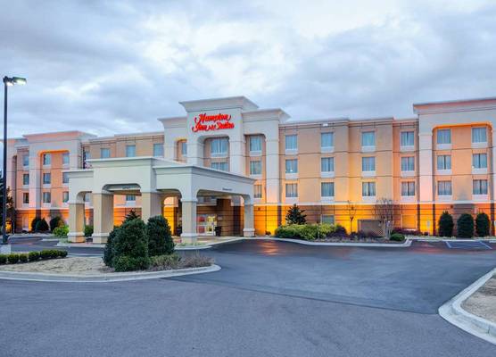 Hampton Inn & Suites Scottsboro 1
