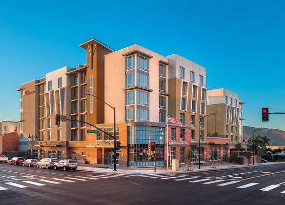 Hilton Garden Inn Burbank Los Angeles 1