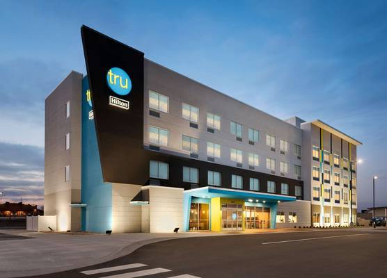 Tru By Hilton Cedar Rapids Westdale 1