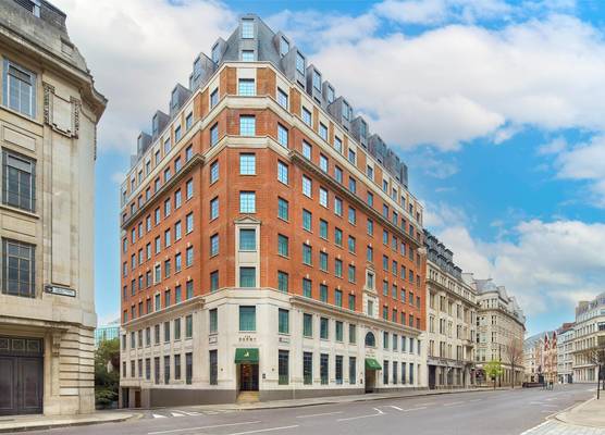 The Derby London City, Curio Collection By Hilton 1