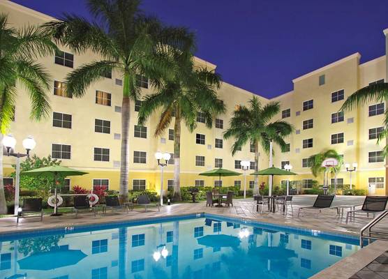Homewood Suites by Hilton Miami - Airport West 1