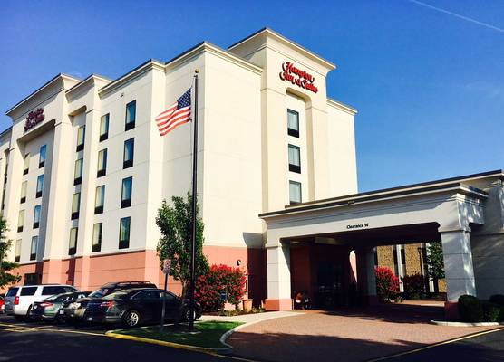 Hampton Inn & Suites Chesapeake-Battlefield Blvd. 1