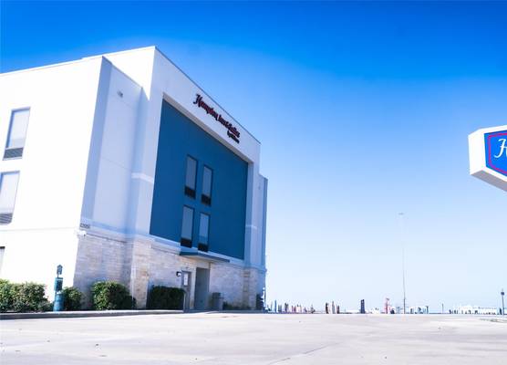 Hampton Inn & Suites Houston-Katy 1