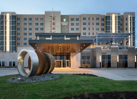 Embassy Suites by Hilton Kansas City/Olathe 1