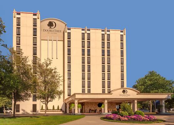 DoubleTree by Hilton Philadelphia Airport 1