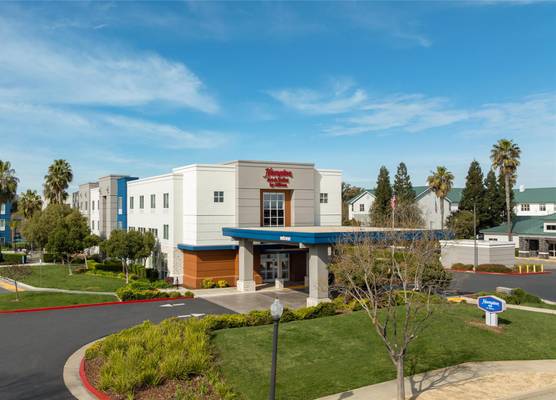 Hampton Inn & Suites Sacramento-North Natomas, CA 1