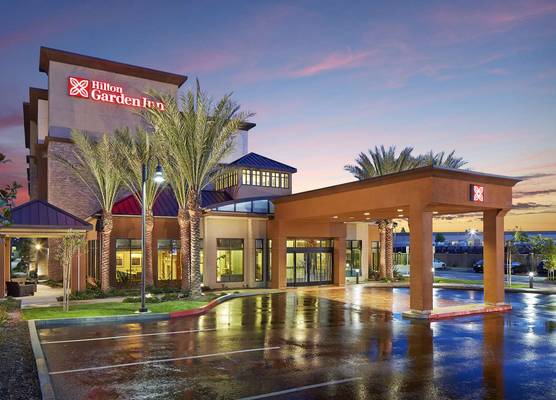 Hilton Garden Inn Los Angeles/Redondo Beach 1