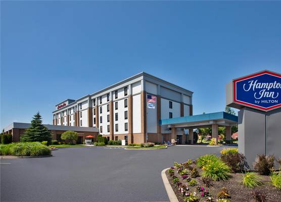 Hampton Inn Coventry-Warwick Area 1