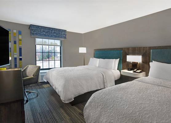 Hampton Inn Westfield 1