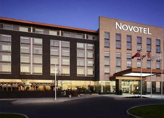 Novotel Toronto Vaughan Centre 1