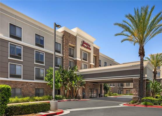 Hampton Inn & Suites Moreno Valley 1