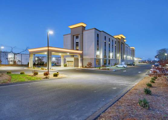 Hampton Inn & Suites Boston/Stoughton, Ma 1