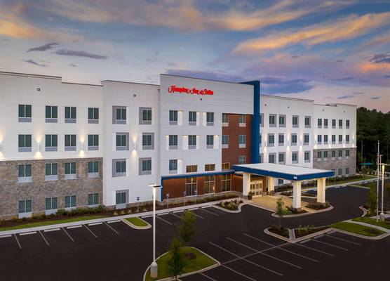Hampton Inn & Suites Lexington 1