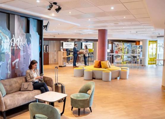 Mercure Paris Massy Gare TGV 1