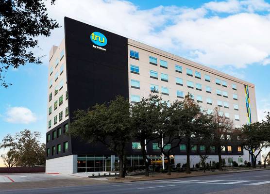 Tru By Hilton Dallas Market Center 1