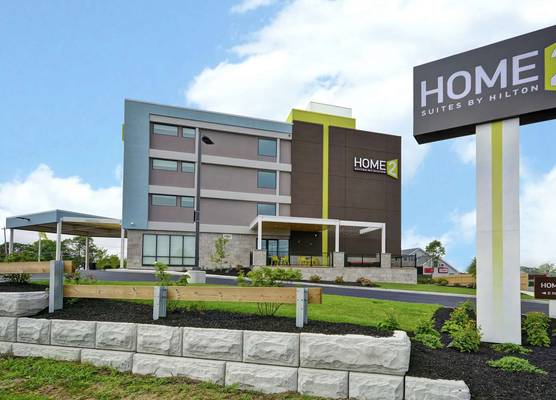 Home2 Suites By Hilton Portland Airport 1