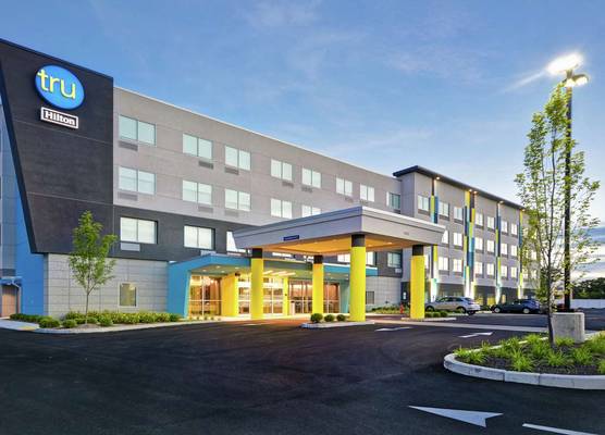 Tru By Hilton Chicopee Springfield 1
