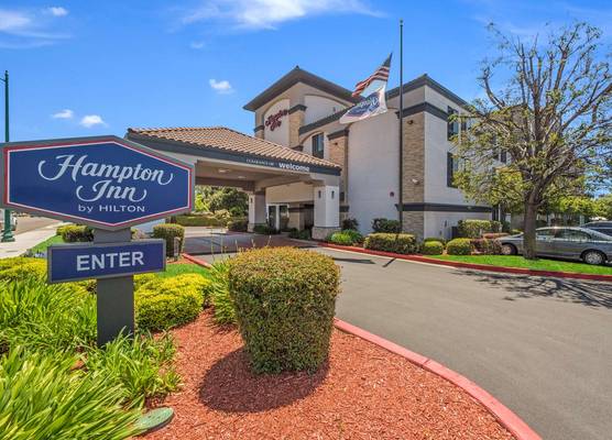 Hampton Inn Oakland-Hayward 1