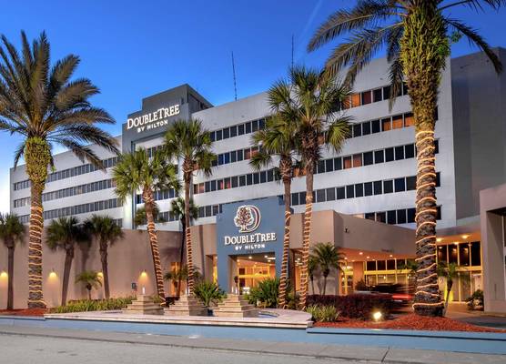 DoubleTree by Hilton Jacksonville Airport 1