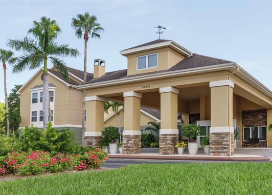 Homewood Suites by Hilton Fort Myers 1
