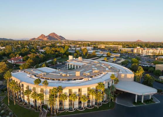 Embassy Suites by Hilton Phoenix Biltmore 1