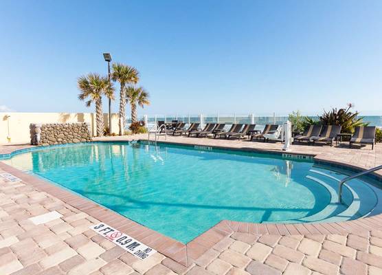 Hampton Inn Daytona Beach/Beachfront 1