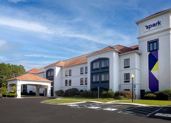 Spark by Hilton Savannah Airport 1