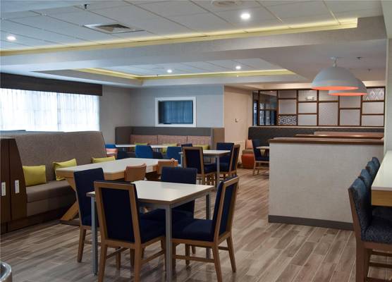 Hampton Inn Frankfort 1