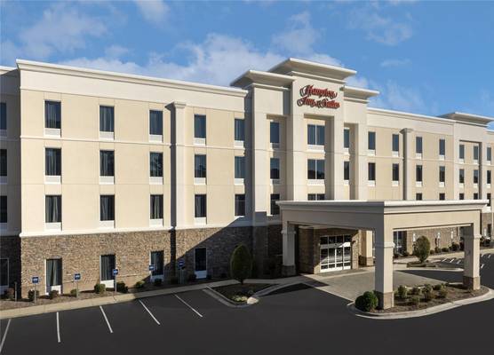 Hampton Inn and Suites Fayetteville, NC 1
