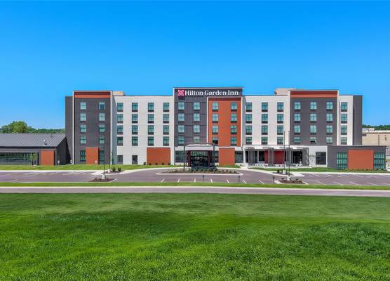 Hilton Garden Inn Kansas City Riverside 1
