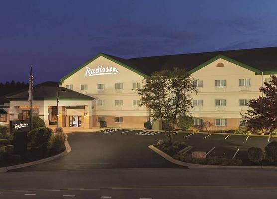 Radisson Hotel and Conference Center Rockford 1