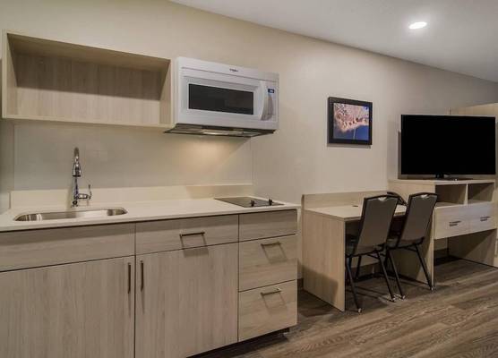 WoodSpring Suites Jacksonville Orange Park 1