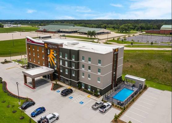 Hawthorn Extended Stay by Wyndham Sulphur Lake Charles 1