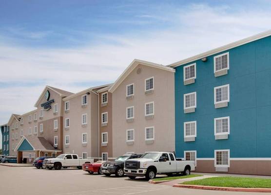 WoodSpring Suites Texas City 1