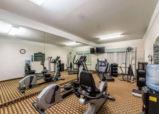 Quality Inn Suites Seaworld North 1