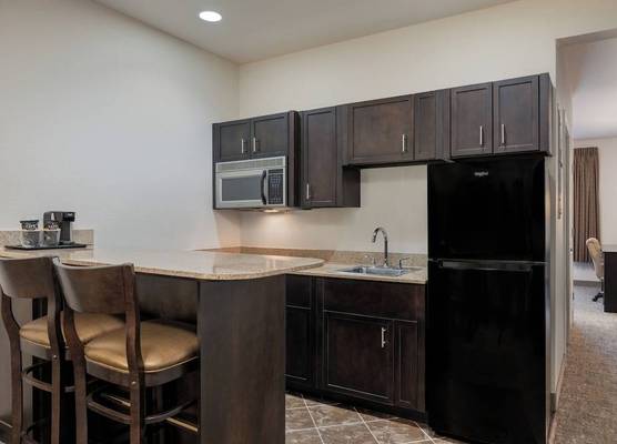 Stay-Over Suites - Fort Gregg-Adams Area 1