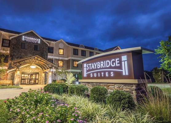 Staybridge Suites KANSAS CITY-INDEPENDENCE by IHG 1