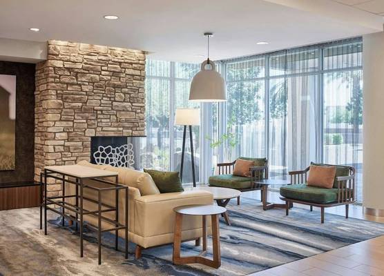 Fairfield Inn & Suites by Marriott Phoenix Tempe/Airport 1