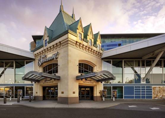Fairmont Vancouver Airport In-Terminal Hotel 1