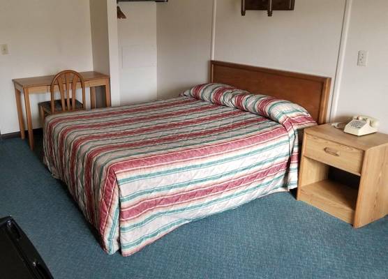 Gatehouse Motel 1