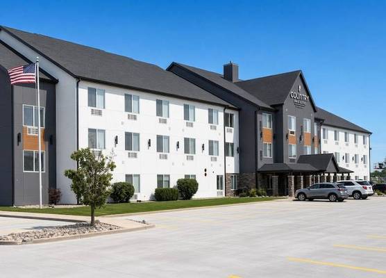Country Inn & Suites by Radisson, Bloomington-Normal Airport, IL 1