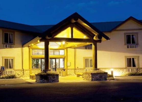 Cody Legacy Inn & Suites 1